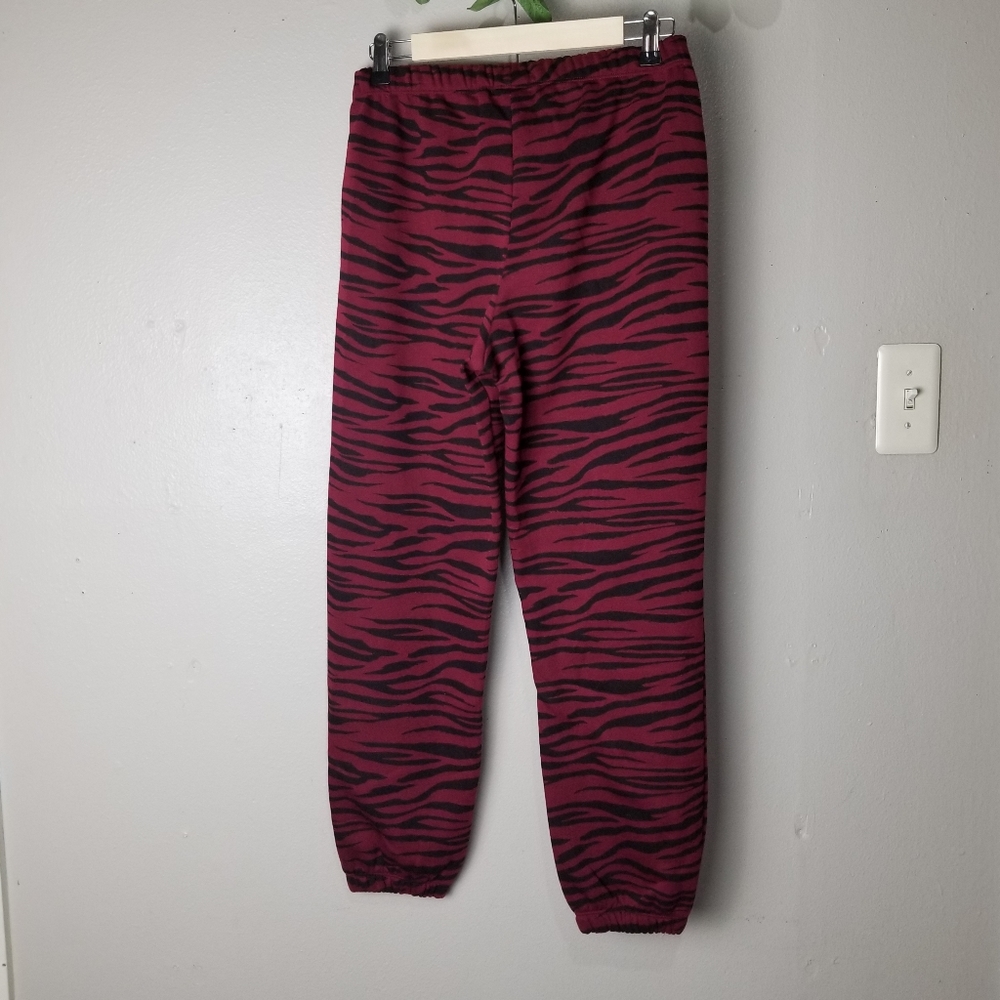 Socialite cozy lounge joggers size S NWT